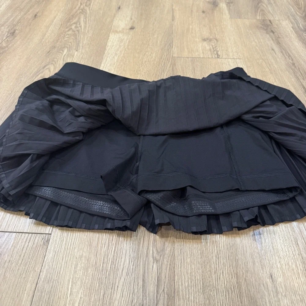 Lululemon Black Pleated Tennis Skirt Skort High Rise LW8AJYS Size 14